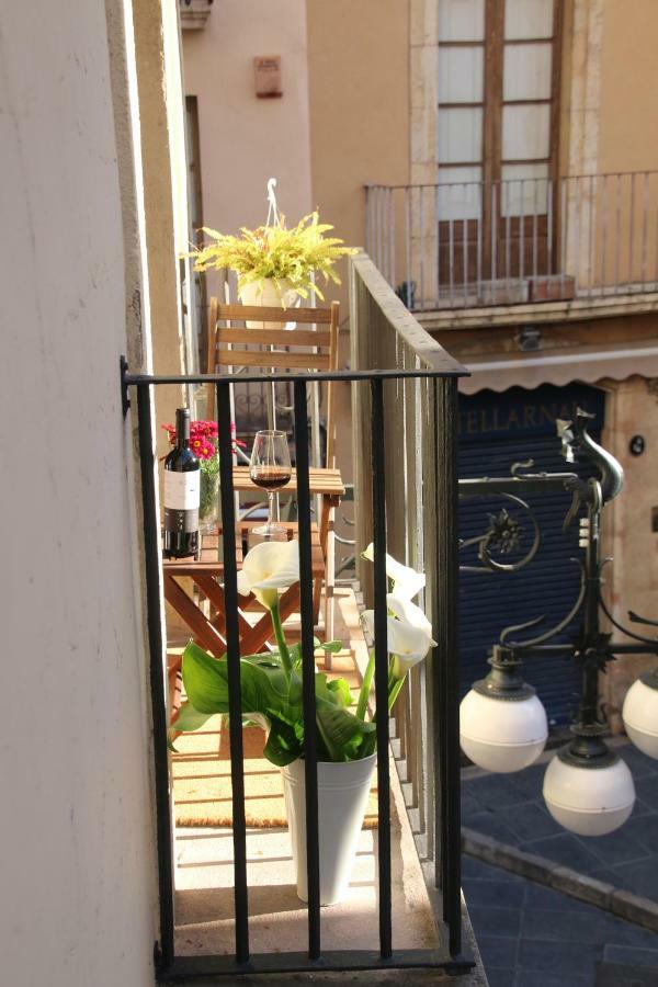 Apartamento En Plaza Sedassos Centro Historico Tarragona Ngoại thất bức ảnh